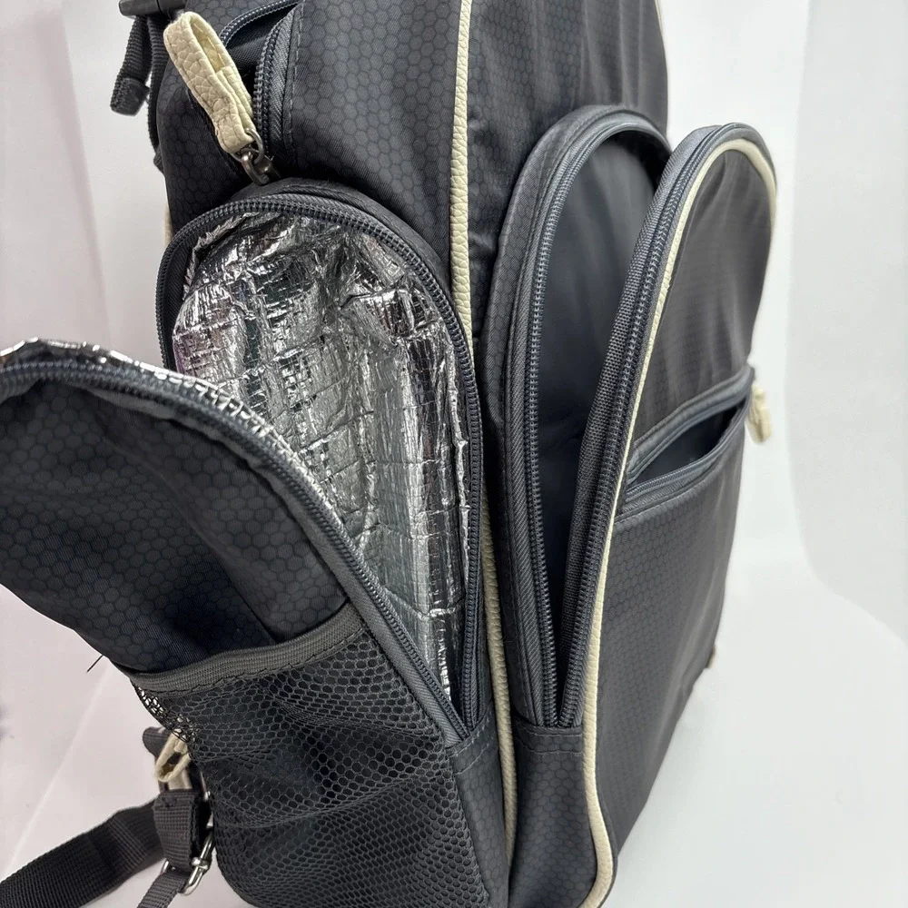 Willow & Woves Back Pack Changing Station Diaper Bag Dark Gray pre- Owned‎